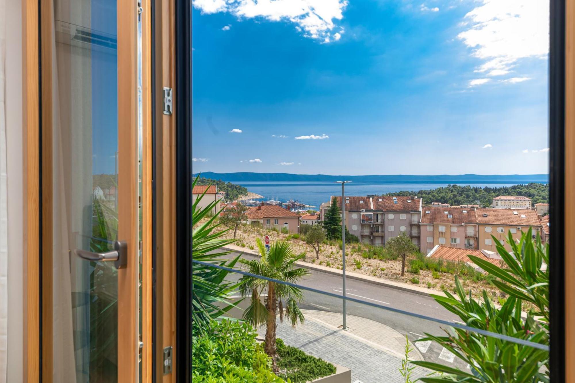 Luxury Adria Sea City & Mountain View Apartment Makarska Exterior photo